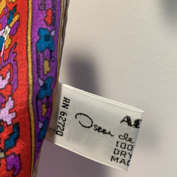 Oscar de la Renta 100% silk scarf - Picture 6 of 8